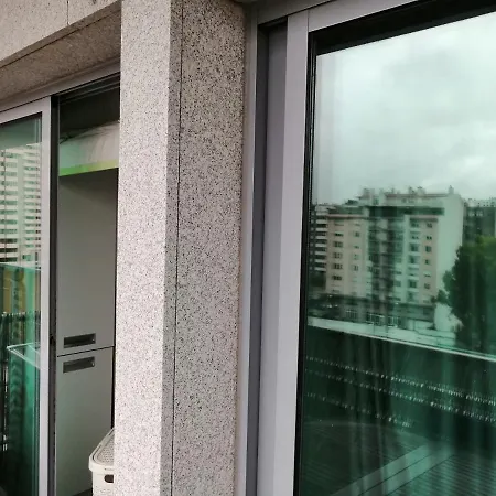 The At The Center With Pool Апартаменты