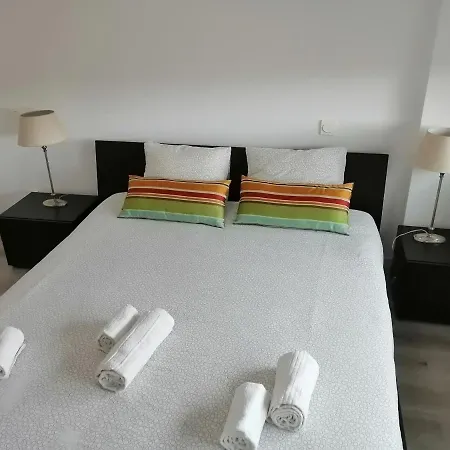 The At The Center With Pool *